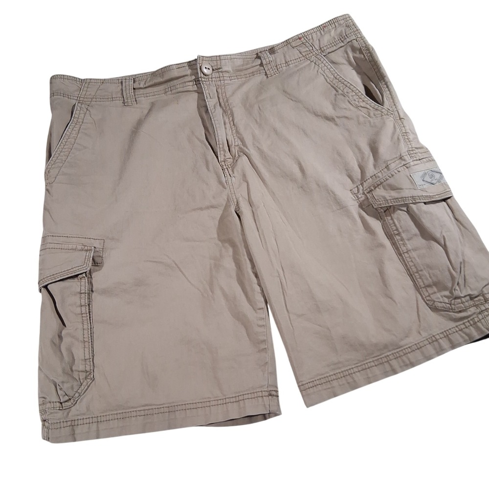 Unionbay Mens Khaki Tan Cargo Shorts Size 40 Relaxed Fit Cotton Utility Casual